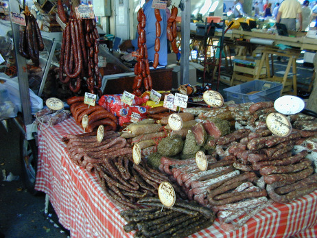 Cold meats stall in Béziers Friday market
