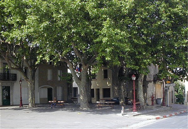 st nazaire place de la republique